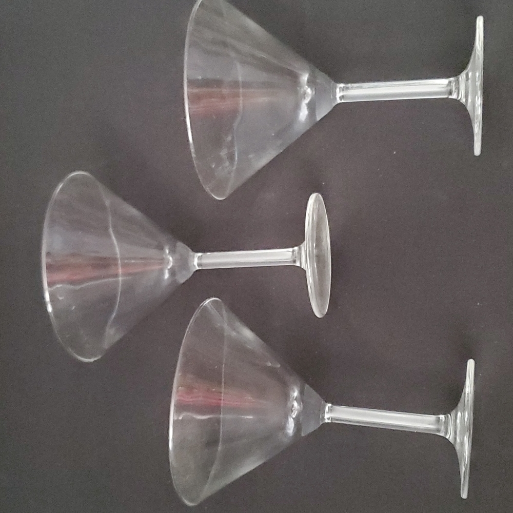 Drinking  Glasses